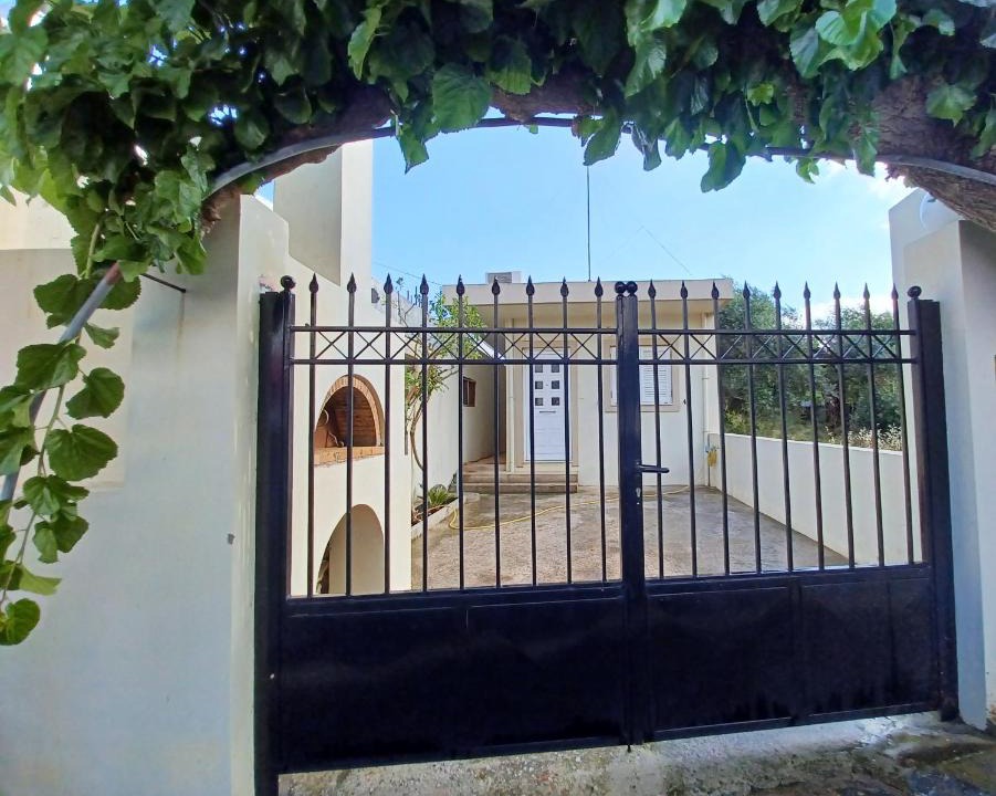 Exo Lakkonia House | Εξοχική κατοικία