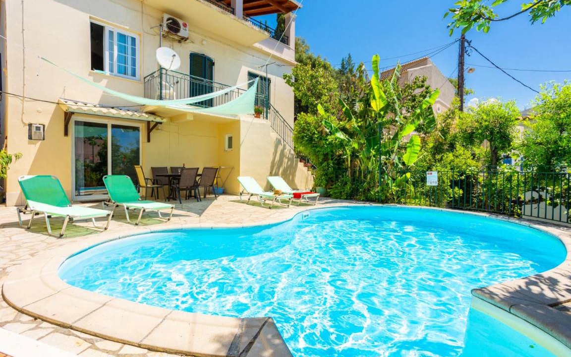 Katavolos House | 105 m² House ∙ 2 bedrooms ∙ 5 guests