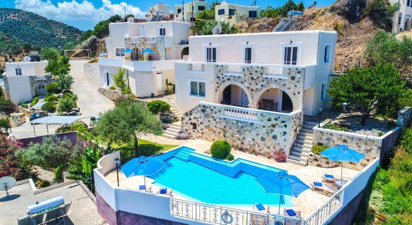 Stalos Villa | 108 m² Villa ∙ 3 bedrooms ∙ 7 guests