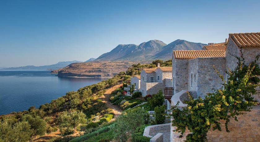 Areopoli Hotel | 110 m² Hotel ∙ 2 bedrooms ∙ 20 guests