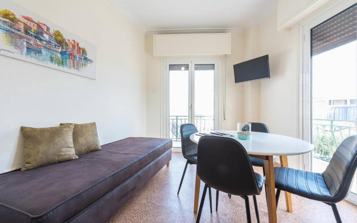 Gazi Apartment | 117 m² Apartment ∙ 5 bedrooms ∙ 14 guests
