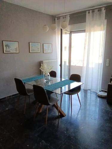 Karteros Apartment | 128 m² Apartment ∙ 3 bedrooms ∙ 5 guests