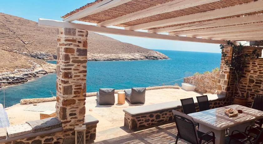 Kithnos House | 135 m² House ∙ 4 bedrooms ∙ 8 guests