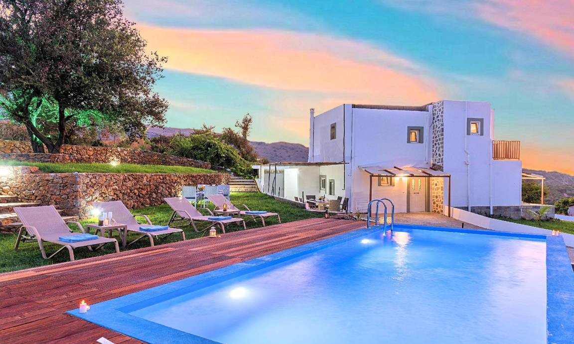 Mathes House | 140 m² House ∙ 2 bedrooms ∙ 8 guests