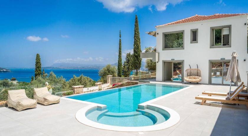 Nikiana Villa | 140 m² Villa ∙ 4 bedrooms ∙ 7 guests