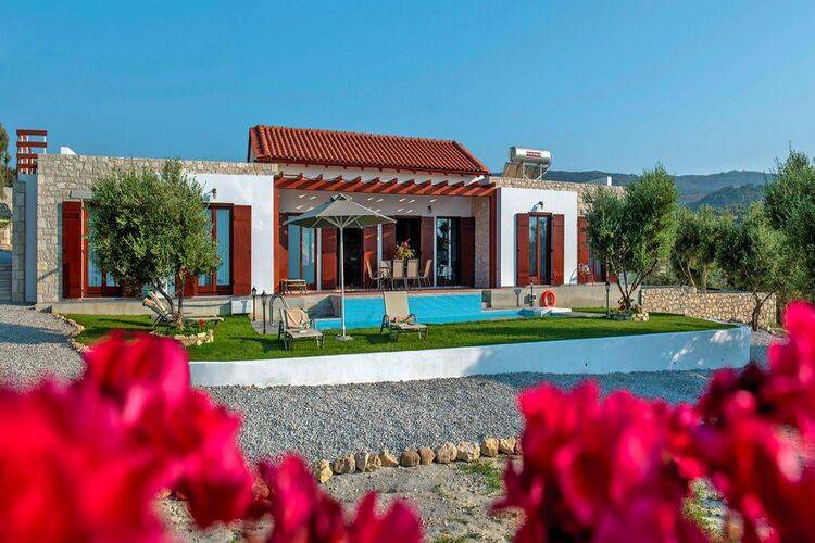 Kirianna House | 150 m² House ∙ 4 bedrooms ∙ 8 guests
