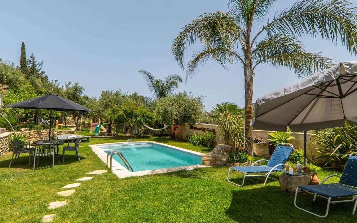 Apokoronas Villa | 150 m² Villa ∙ 3 bedrooms ∙ 6 guests
