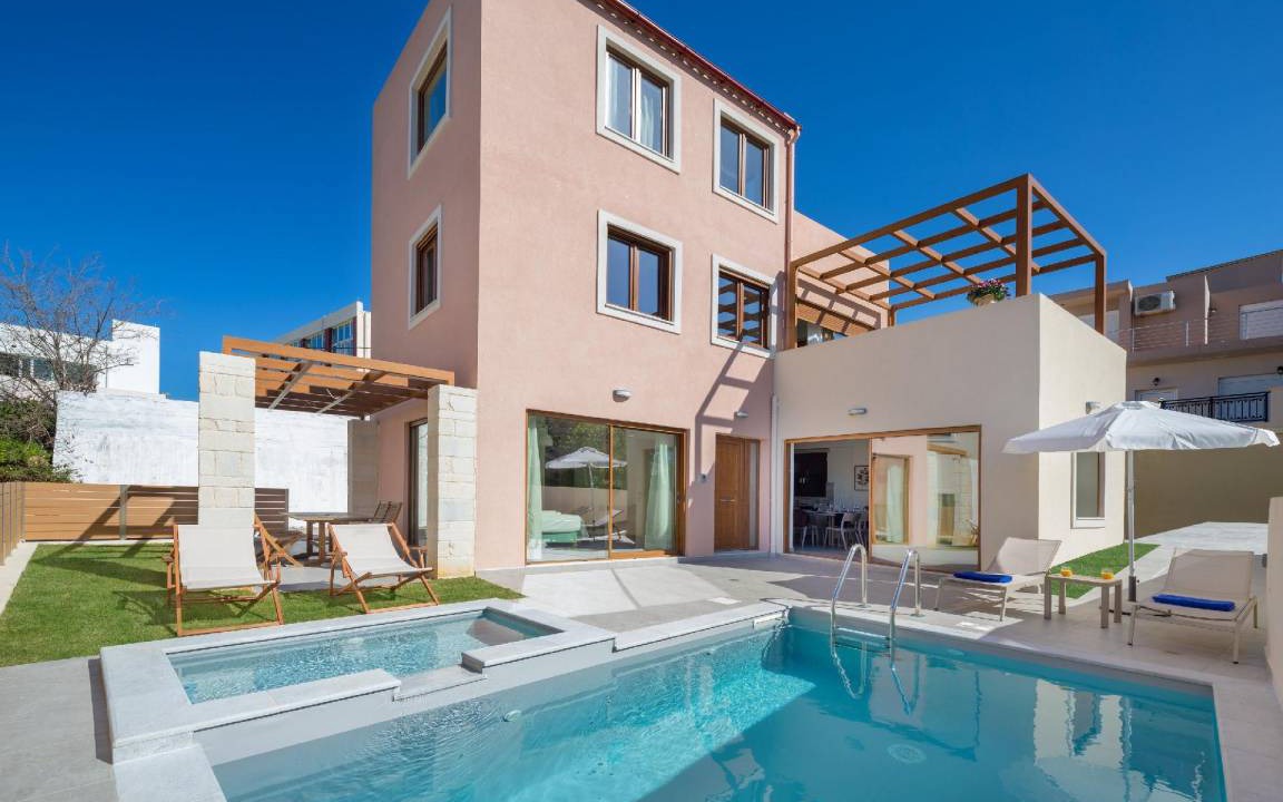 Agia Marina House | 152 m² House ∙ 4 bedrooms ∙ 9 guests