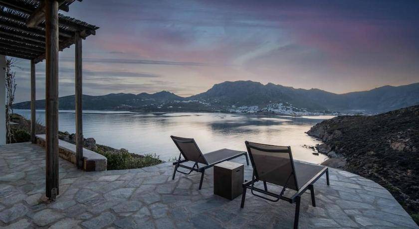 Serifos House | 159 m² House ∙ 4 bedrooms ∙ 8 guests