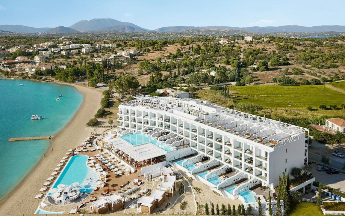 Bouzaiika Resort | 163 m² Resort ∙ 4 bedrooms ∙ 127 guests