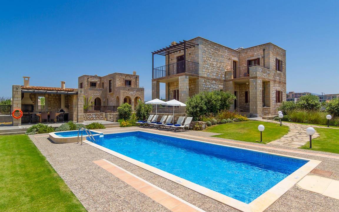 Rapaniana House | 165 m² House ∙ 4 bedrooms ∙ 8 guests