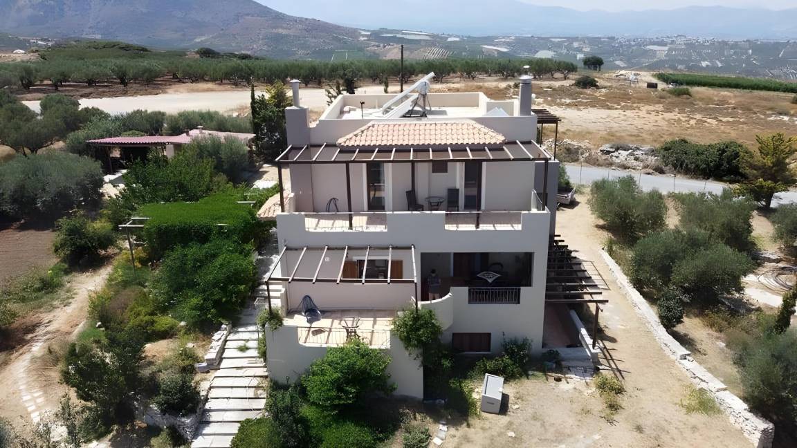 Kounavi House | 165 m² House ∙ 4 bedrooms ∙ 10 guests