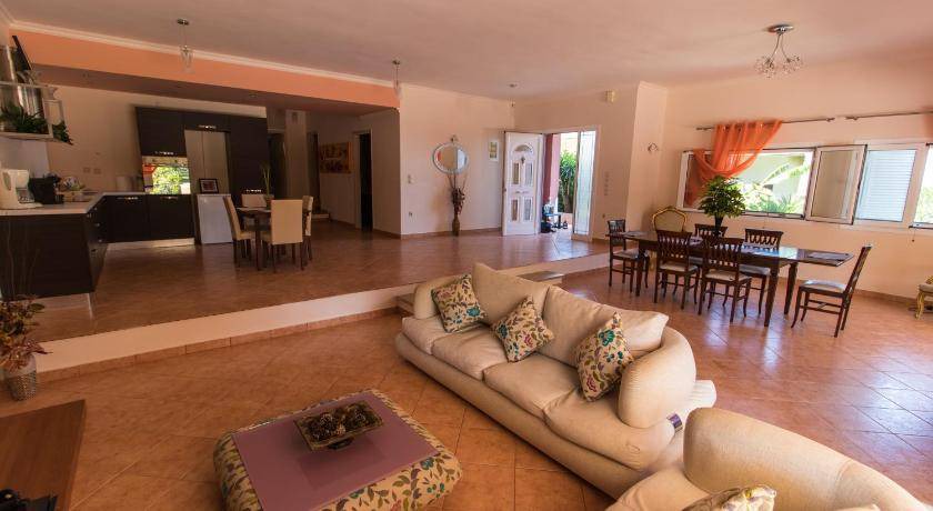 Boukari Apartment | 166 m² Apartment ∙ 3 bedrooms ∙ 6 guests