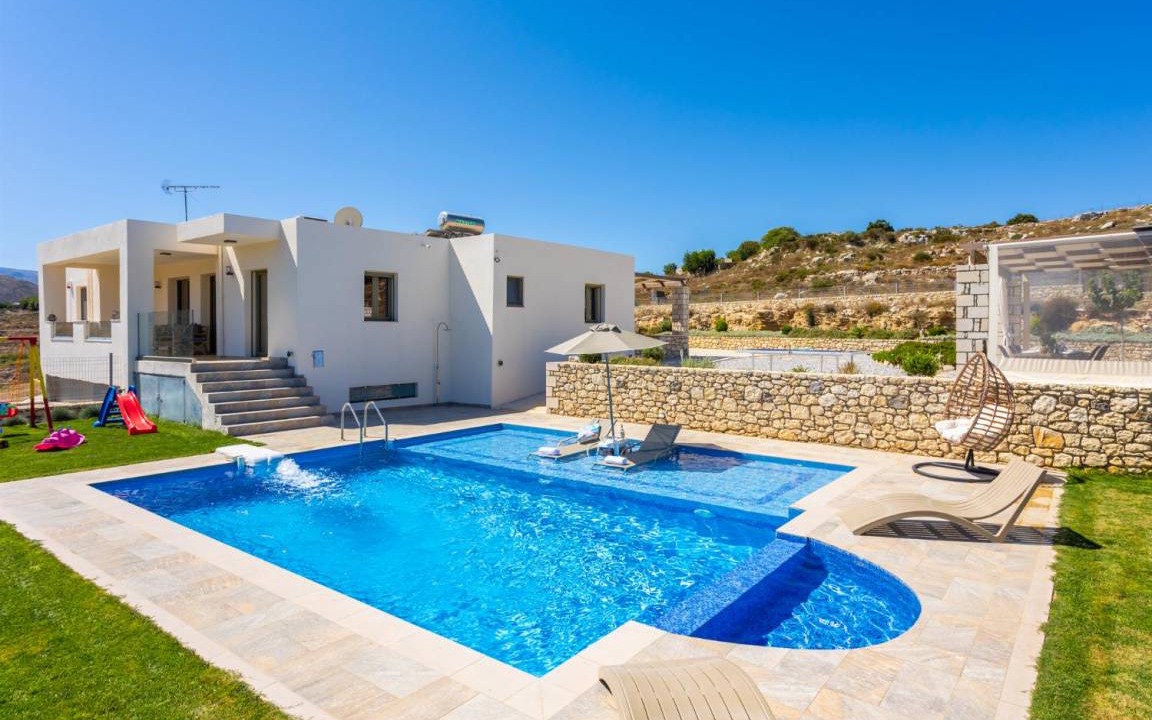 Monopari Villa | 180 m² Villa ∙ 3 bedrooms ∙ 7 guests