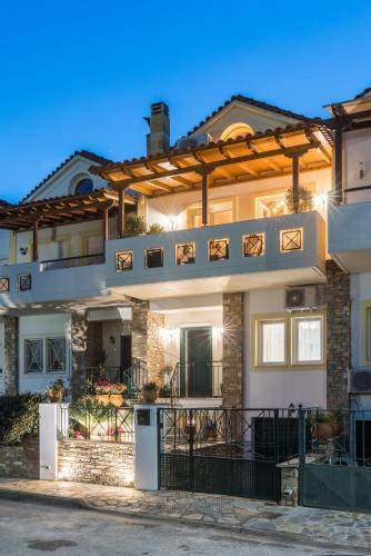 Volos City Centre Villa | 180 m² Villa ∙ 4 bedrooms ∙ 10 guests