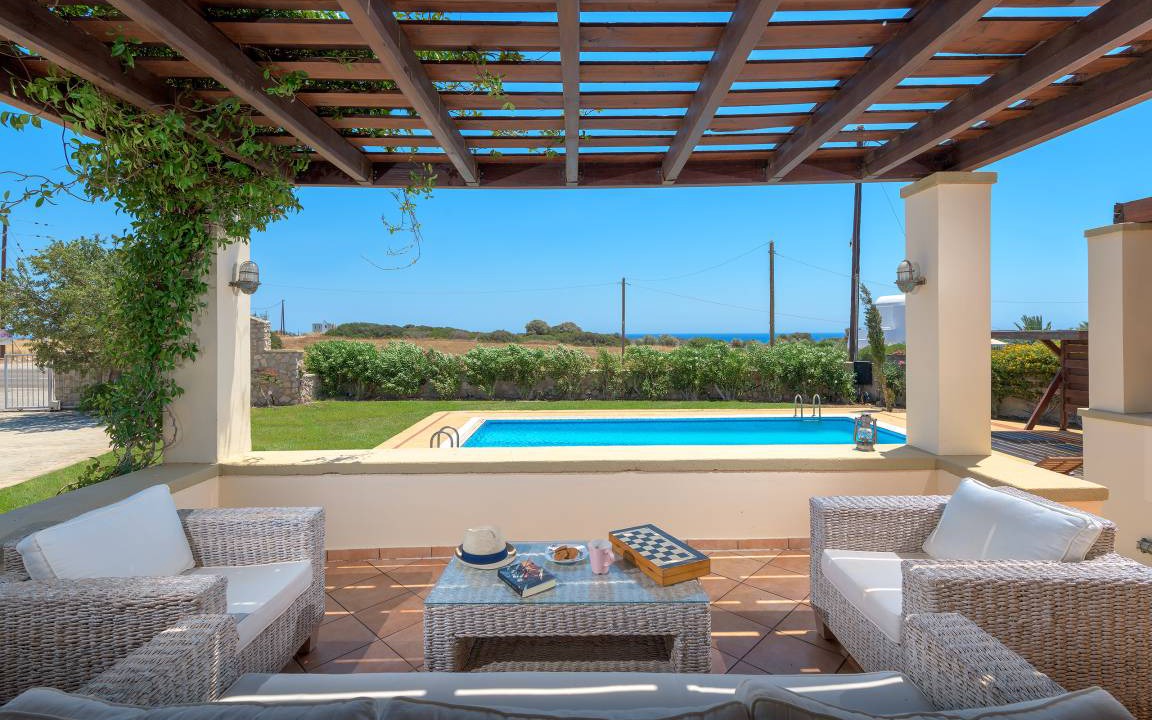 Lahania Villa | 180 m² Villa ∙ 4 bedrooms ∙ 12 guests