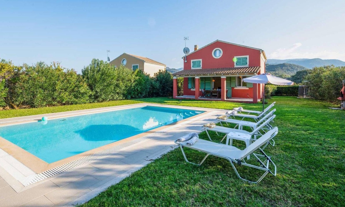 Almiros Beach Villa | 2 Bed countryside villa, 500 meters from beach