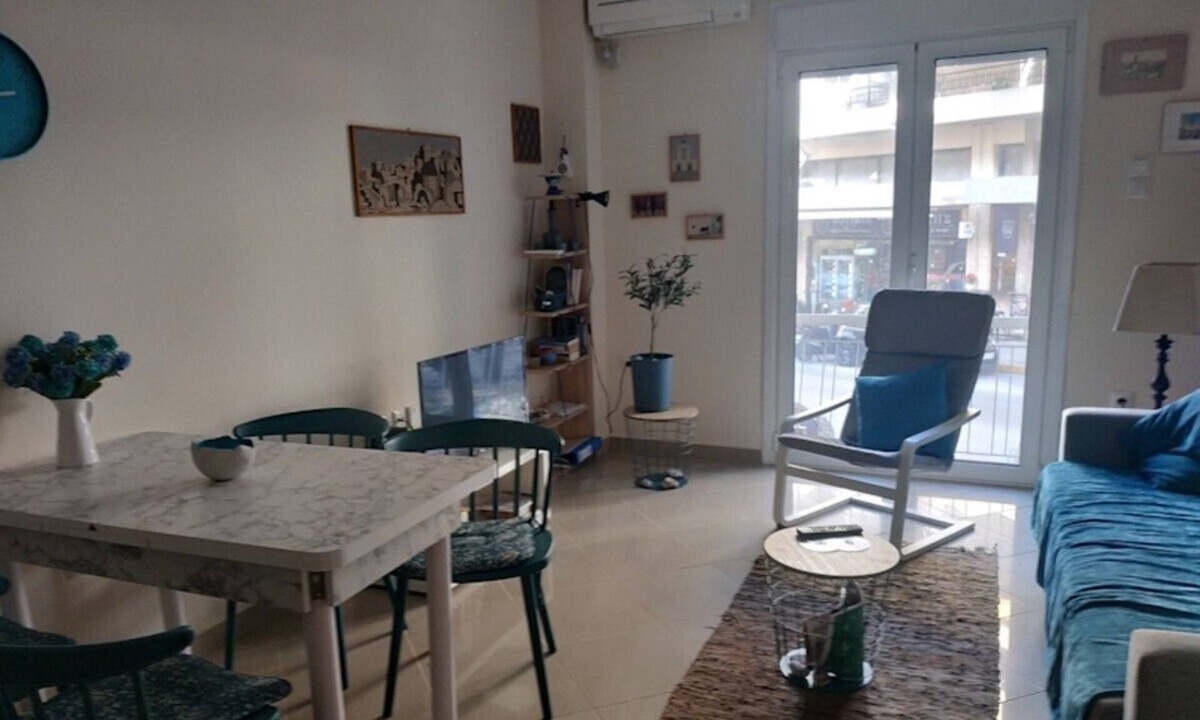 Vyronas Apartment | 2-room-flat with perfect kitchen in Pagkrati/Vyronas