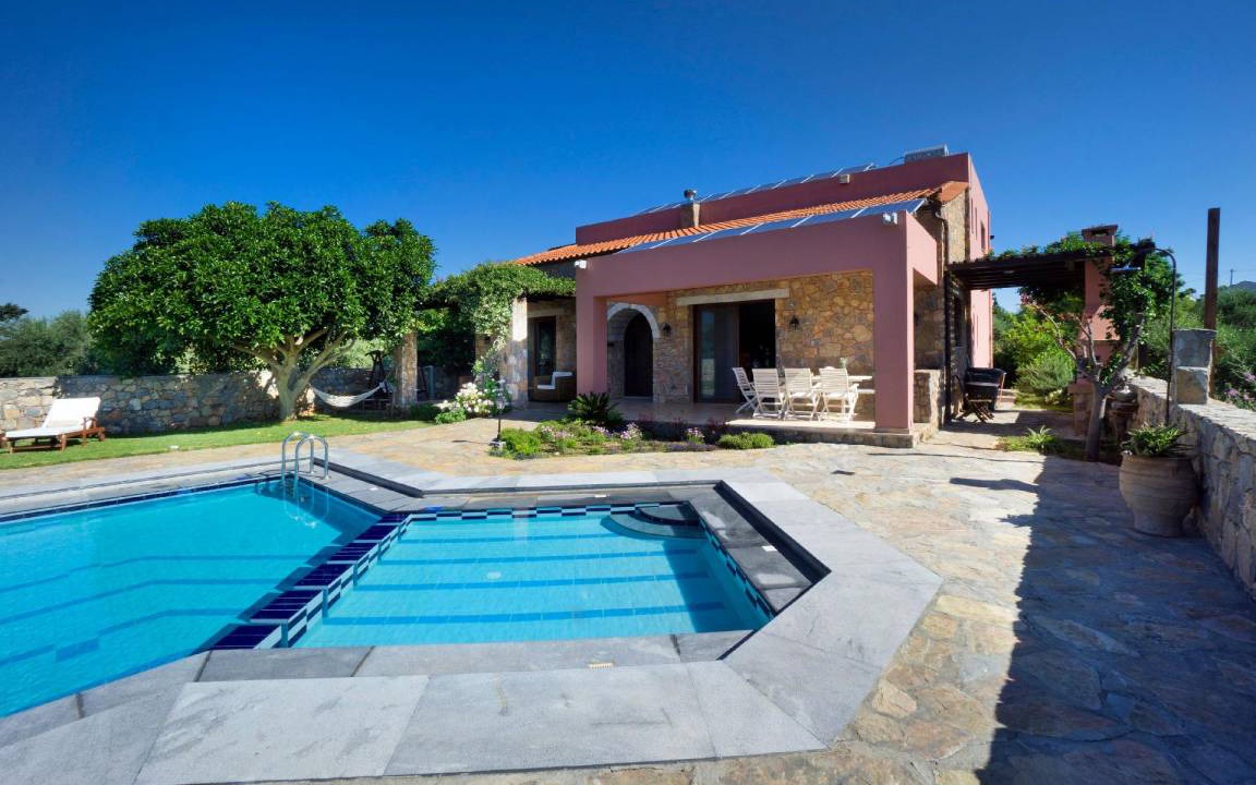 Litsarda House | 200 m² House ∙ 4 bedrooms ∙ 10 guests