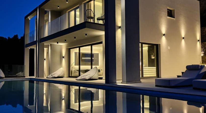 Achladies Villa | 200 m² Villa ∙ 5 bedrooms ∙ 11 guests