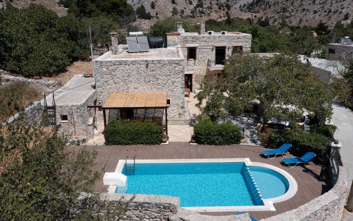 Impros Villa | 220 m² Villa ∙ 5 bedrooms ∙ 10 guests