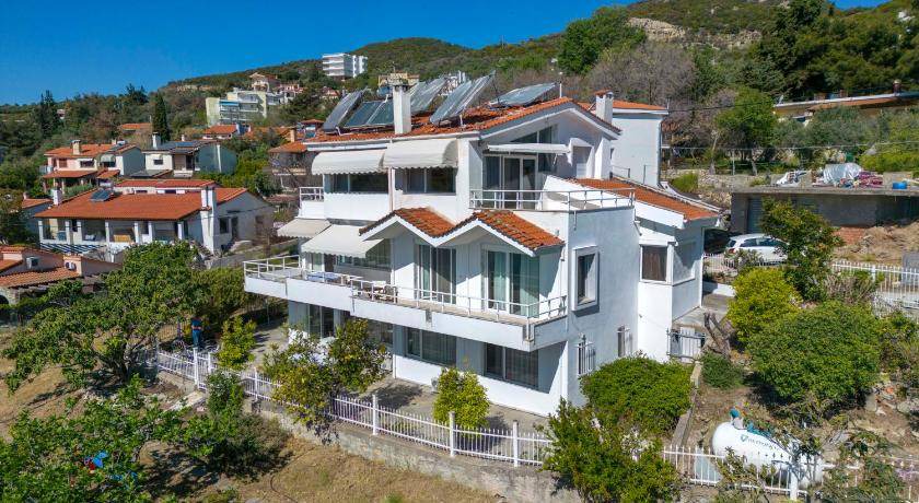 Kavala Villa | 229 m² Villa ∙ 6 bedrooms ∙ 15 guests
