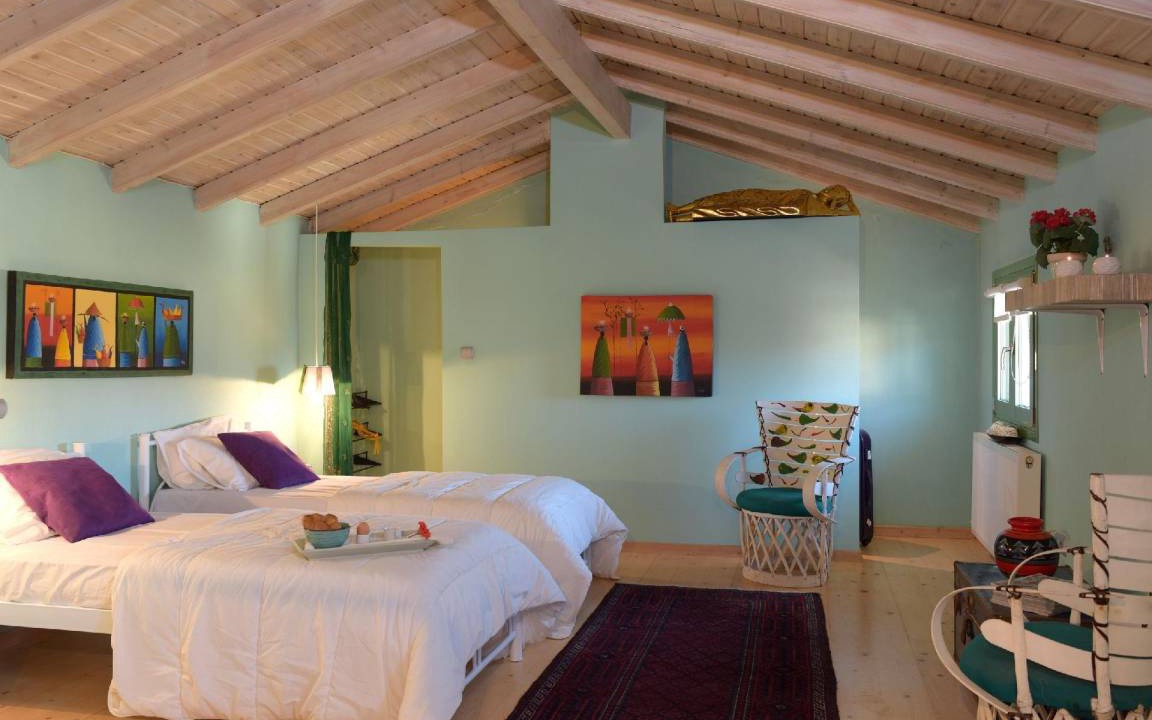 Dafnata House | 240 m² House ∙ 4 bedrooms ∙ 8 guests