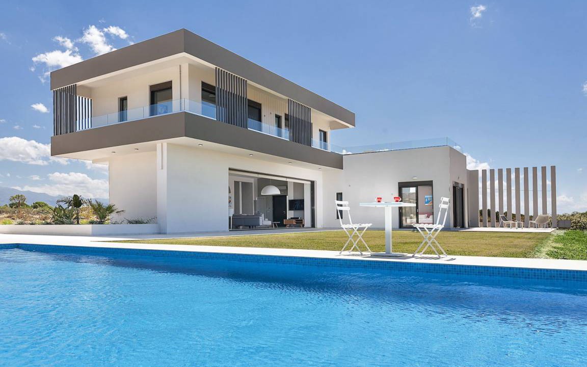 Stavros Villa | 250 m² Villa ∙ 4 bedrooms ∙ 8 guests