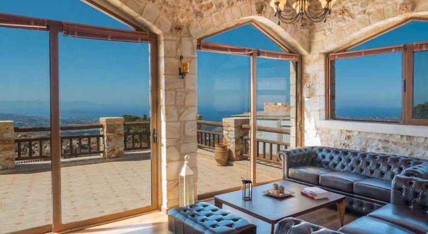 Malaxa Villa | 290 m² Villa ∙ 3 bedrooms ∙ 9 guests