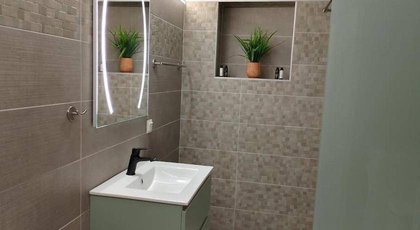 Drama Apartment | 32 m² Apartment ∙ 1 bedroom ∙ 2 guests