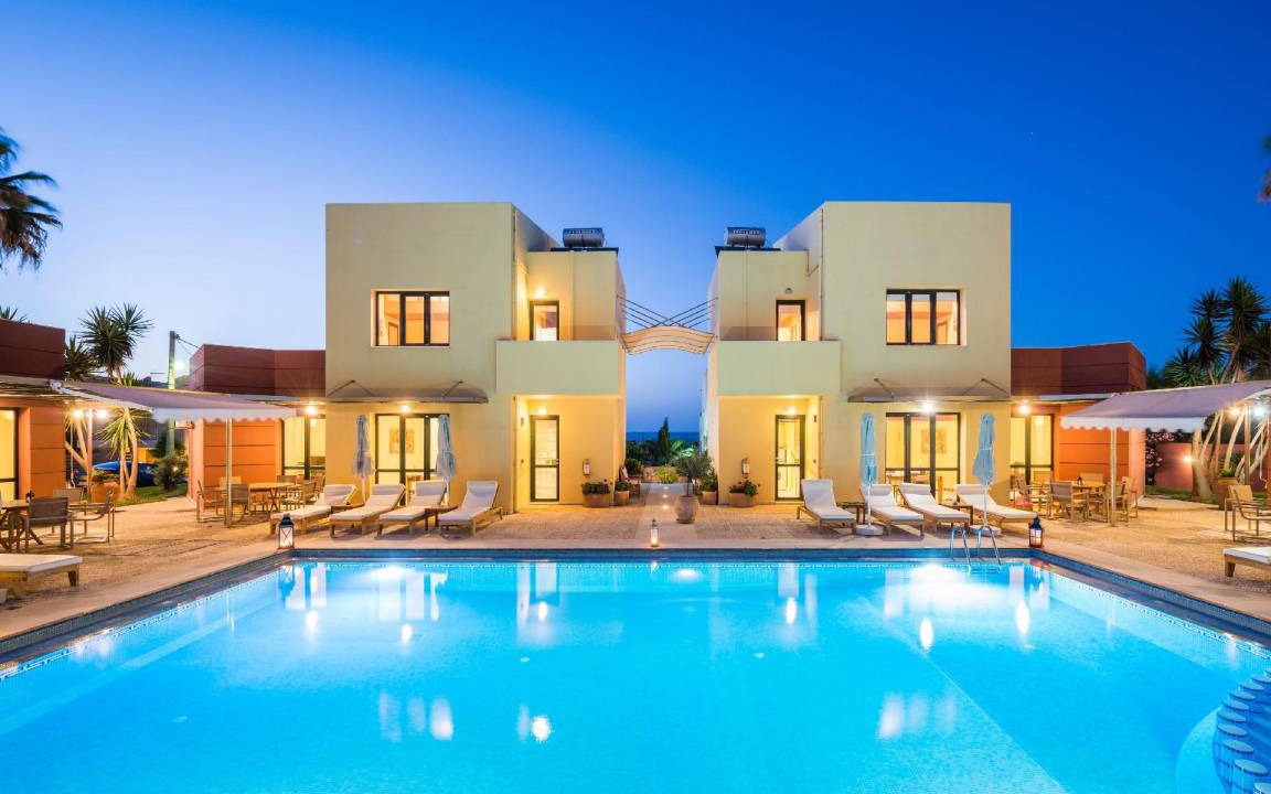 Maleme House | 330 m² House ∙ 9 bedrooms ∙ 18 guests