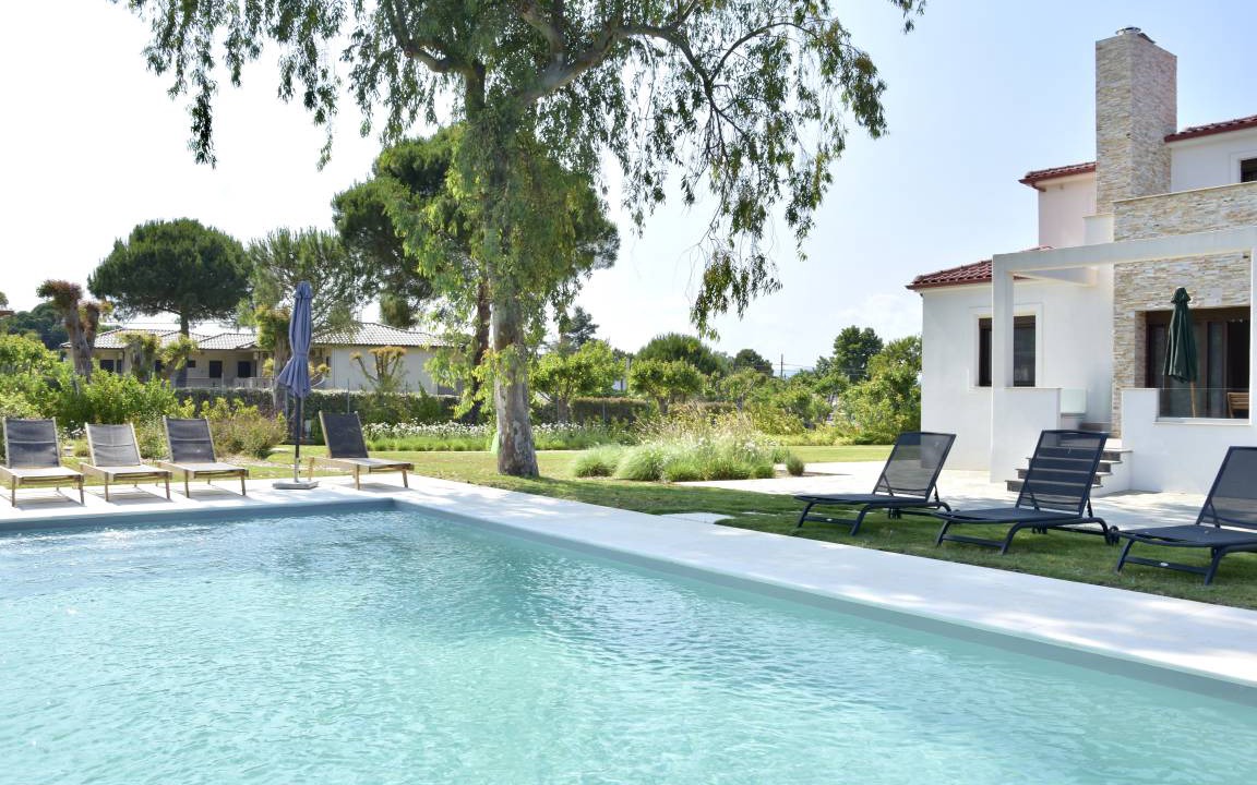 Vourvourou Villa | 340 m² Villa ∙ 7 bedrooms ∙ 14 guests