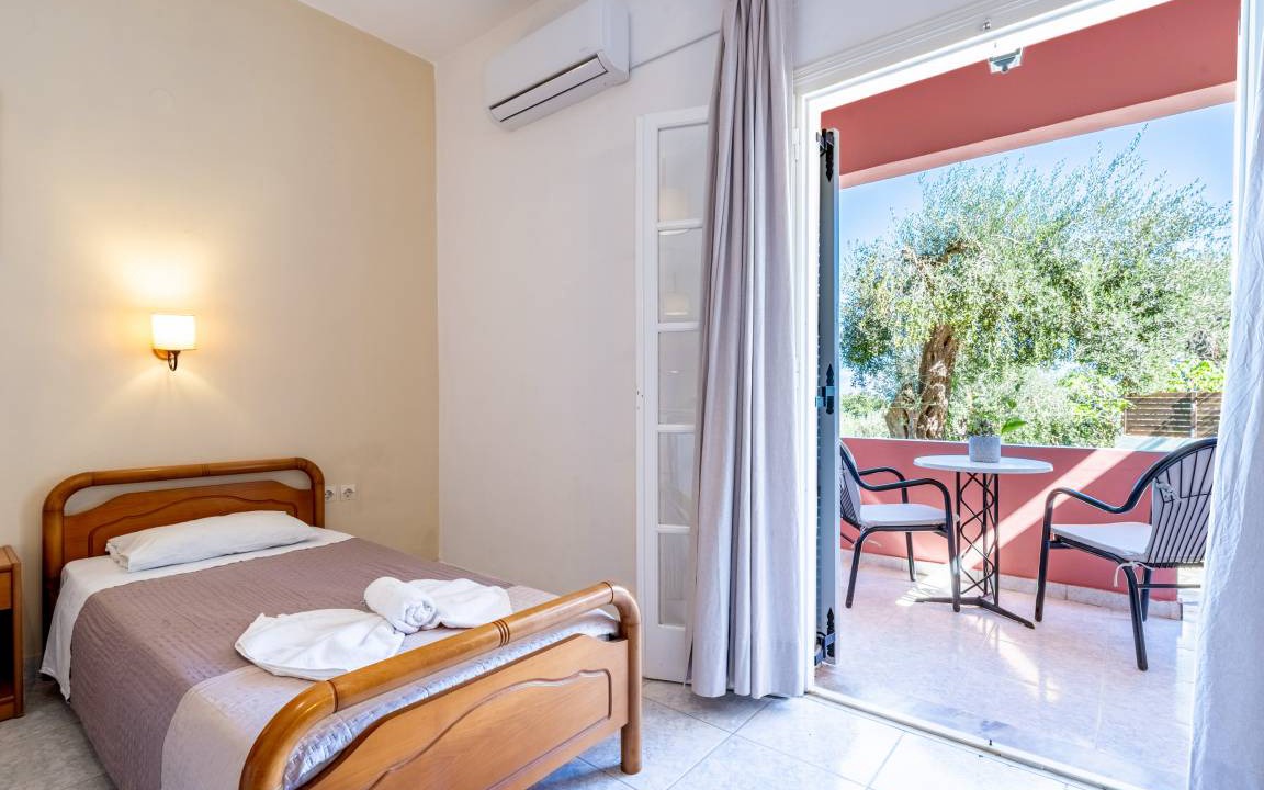 Astrakeri Apartment | 35 m² Studio flat ∙ 1 bedroom ∙ 3 guests