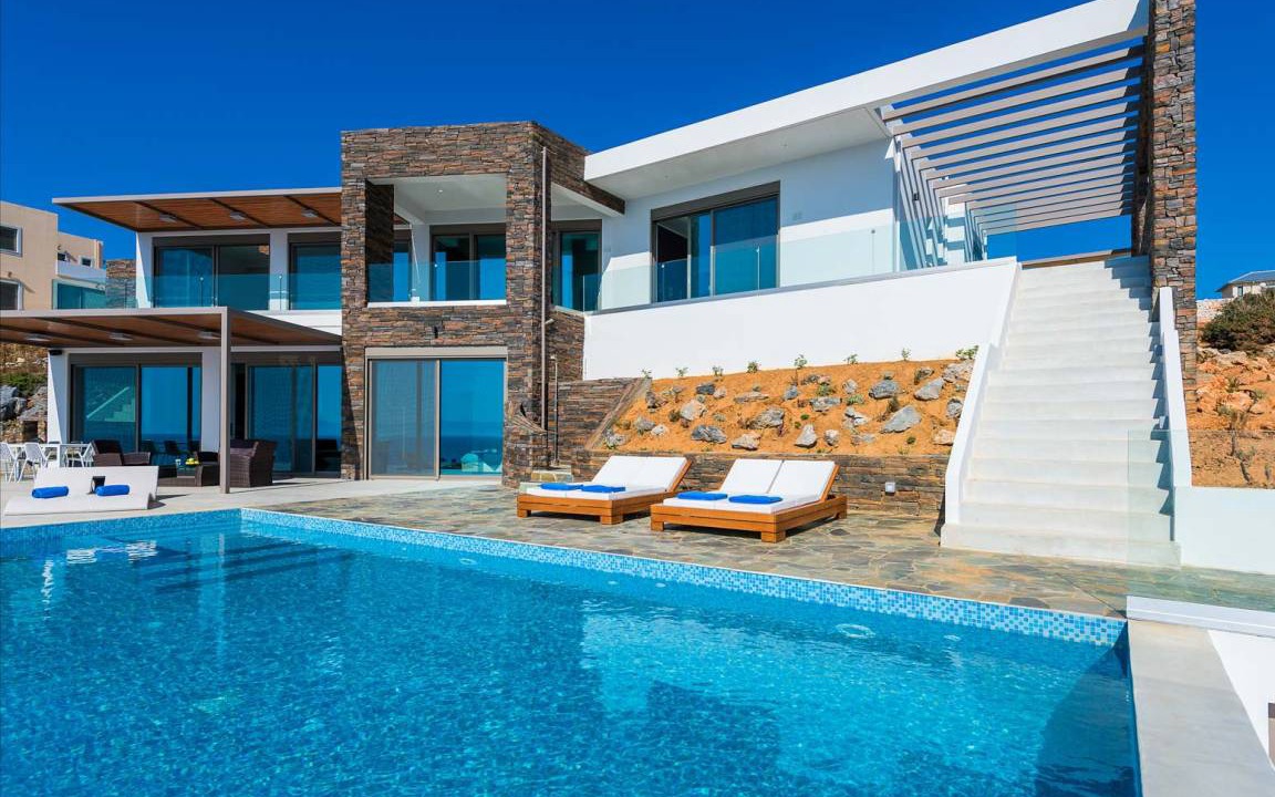 Stavros Villa | 350 m² Villa ∙ 4 bedrooms ∙ 10 guests