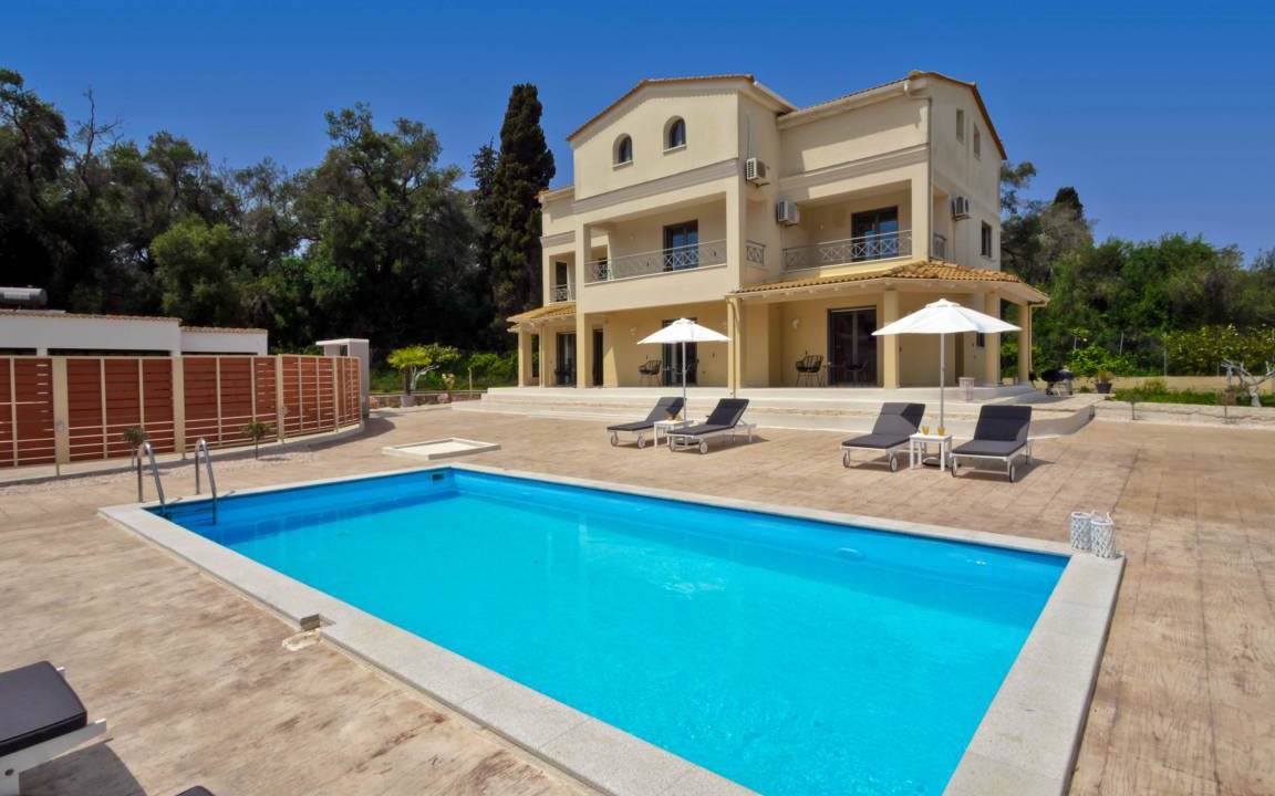 Kavos Villa | 350 m² Villa ∙ 4 bedrooms ∙ 8 guests