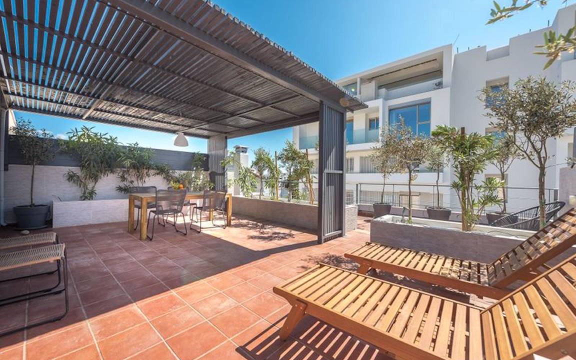 Elliniko Villa | 360 m² Villa ∙ 5 bedrooms ∙ 11 guests