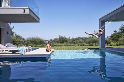 Kastania Villa | 376 m² Villa ∙ 4 bedrooms ∙ 8 guests