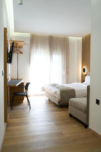 Komotini Apartment | 42 Studio 16