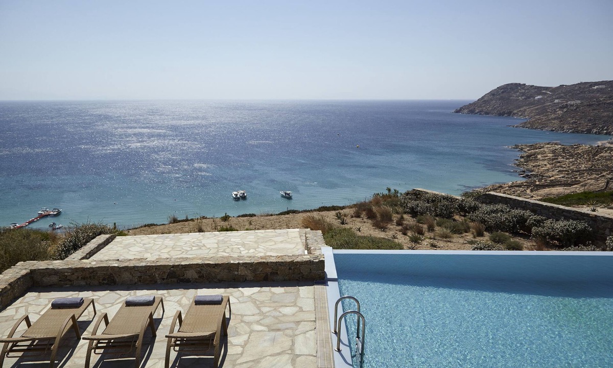 Elia Villa | 5 bedroom luxury villa with pool and amazing sea views near Elia beach