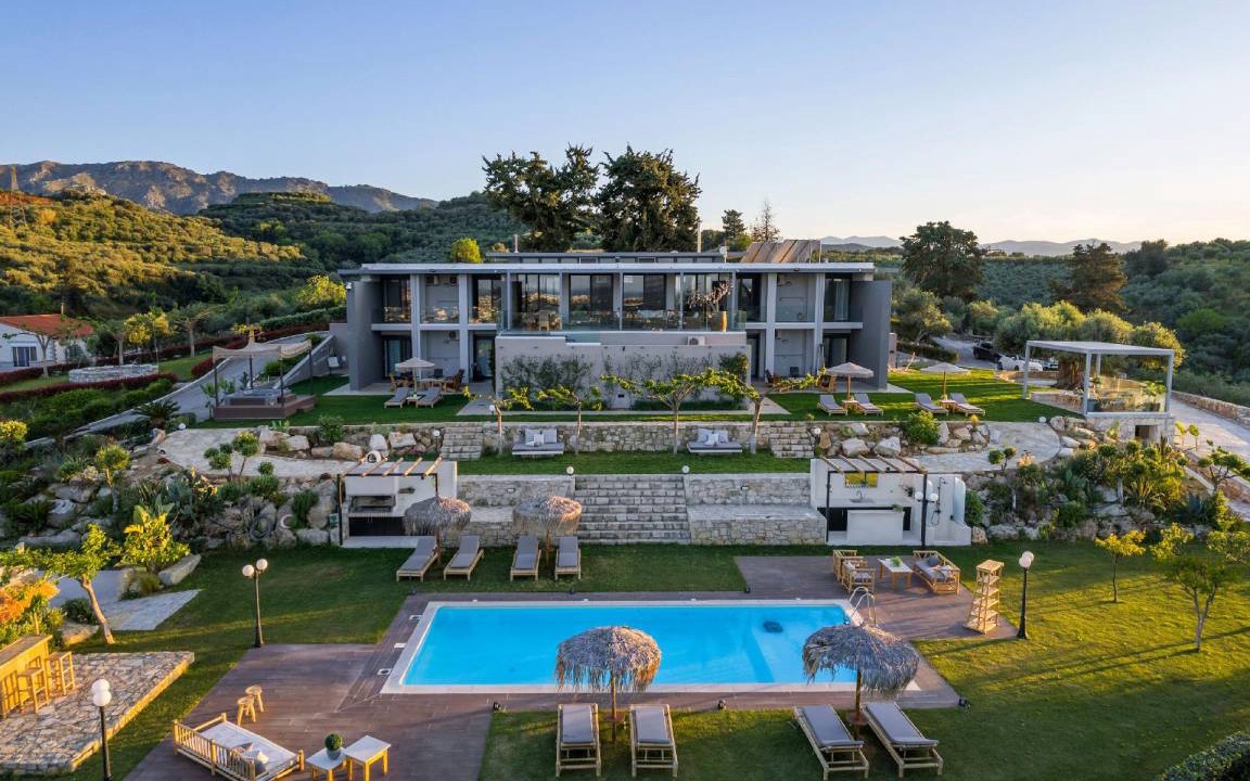 Agia House | 500 m² House ∙ 9 bedrooms ∙ 18 guests