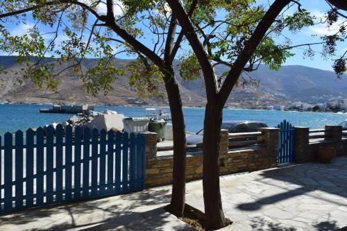 Ormos Korthiou House | 55 m² House ∙ 2 bedrooms ∙ 5 guests