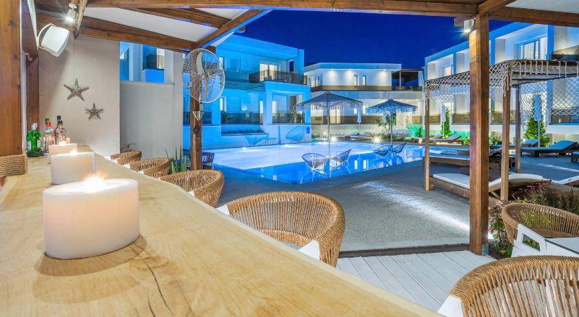 Pefkochori Apartment | 60 m² Apartment ∙ 2 bedrooms ∙ 4 guests
