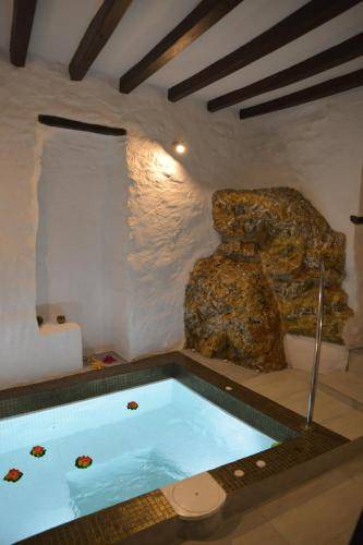 Ano Siros House | 60 m² House ∙ 2 bedrooms ∙ 4 guests