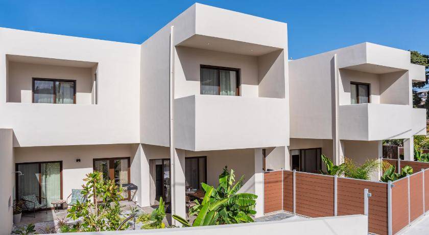 Karlovassi Apartment | 73 m² Apartment ∙ 6 guests