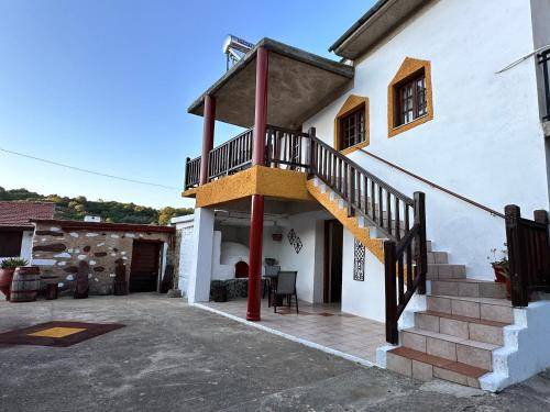 Strovles House | 75 m² House ∙ 2 bedrooms ∙ 5 guests
