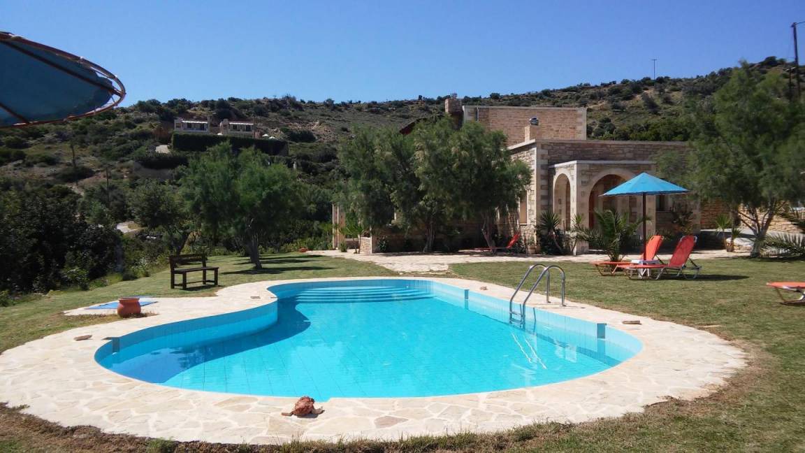 Triopetra House | 75 m² House ∙ 2 bedrooms ∙ 4 guests