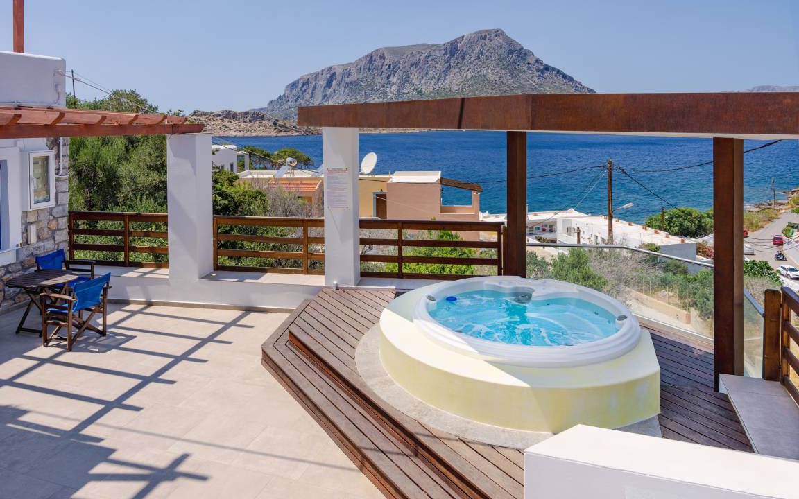 Kamari Apartment | 80 m² Apartment ∙ 2 bedrooms ∙ 5 guests