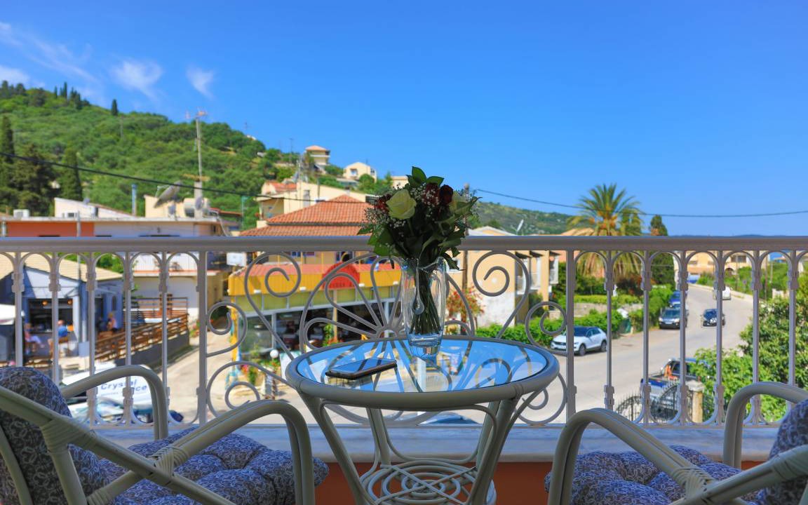 Kassiopi House | 80 m² House ∙ 2 bedrooms ∙ 4 guests