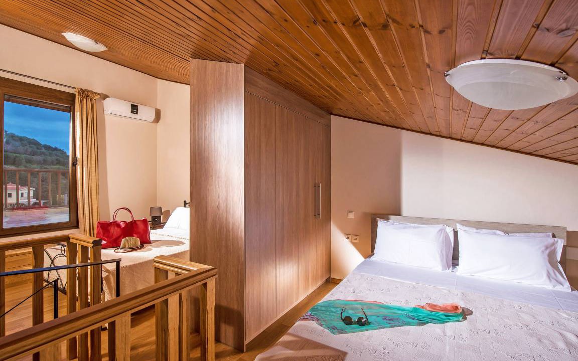 Palaiokastro Villa | 80 m² Villa ∙ 1 bedroom ∙ 4 guests