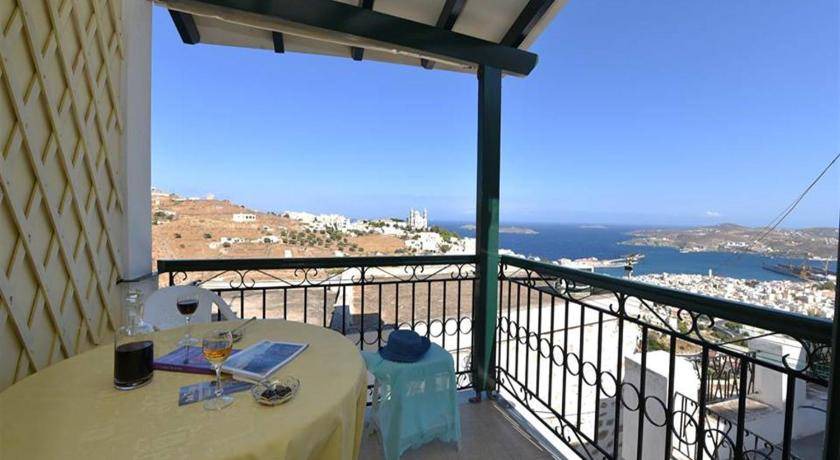 Ano Siros House | 90 m² House ∙ 2 bedrooms ∙ 7 guests